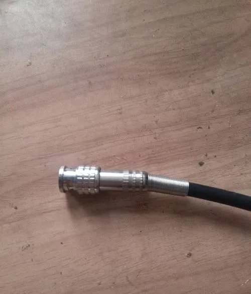 如何焊接视频头