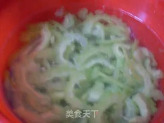 苦瓜炒鸡蛋(不苦的苦瓜)