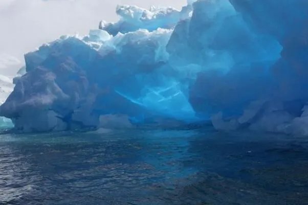 世界最深的十大湖泊,圣马丁湖上榜,第一列为世界自然遗产