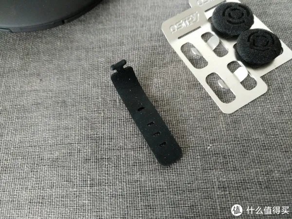 苹果shuffle耳机变橡皮泥：入手 OSTRY 奥思特锐 KC08 耳塞式耳机