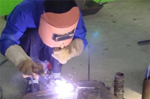 什么是焊条电弧焊