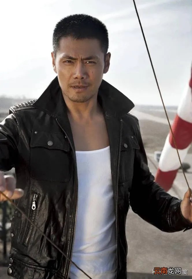 邵兵个人资料简介 邵兵个人资料简介身高属相( 二 )