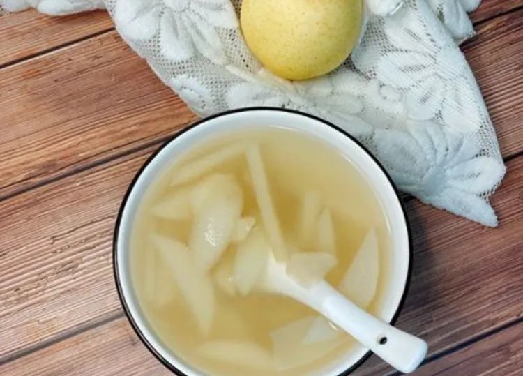 冰糖炖雪梨的功效与作用