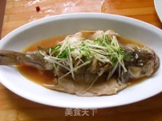 清蒸鲈鱼