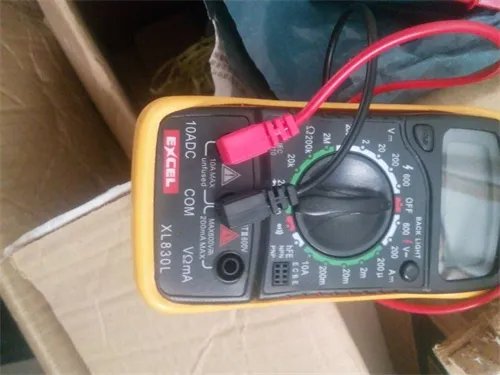 数字万用表怎样测电容