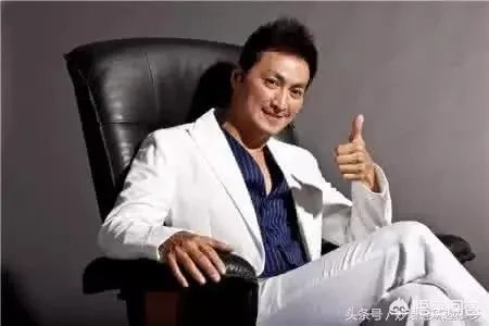 何家劲一生中演过多少部电视剧？