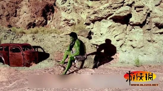 以假乱真！《复仇者联盟》成人版电影发售