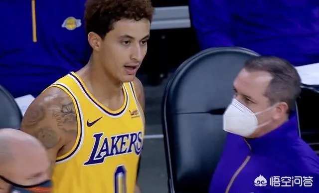 湖人季前赛三连胜，他们都有什么好消息和坏消息？