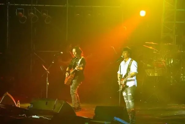 动力火车超好听歌曲top10：《当》上榜，第二百听不厌