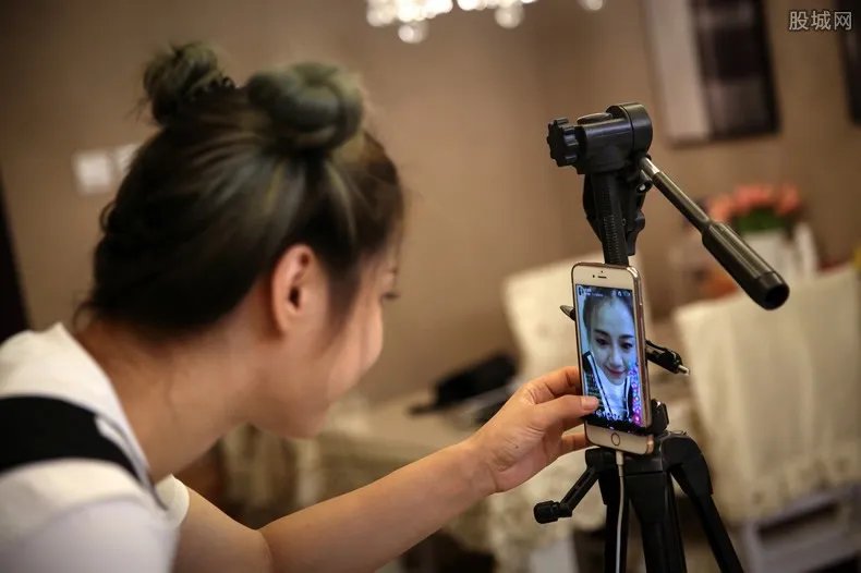 商家月花10万请带货3月卖690 传媒公司还不退还佣金