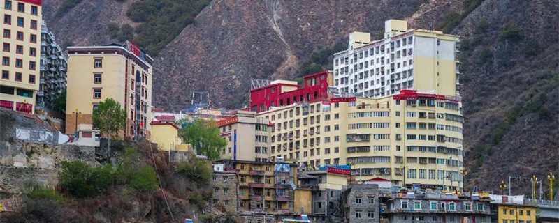 雅江县海拔多少米 雅江县在哪