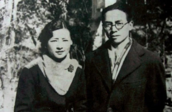 你是人间的四月天全诗是什么？