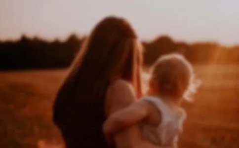 《致母亲》现代诗