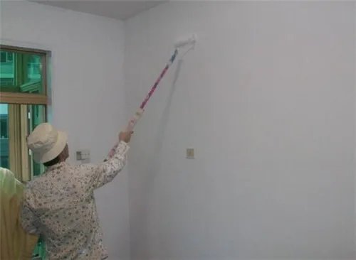 刷墙面漆步骤包括哪些
