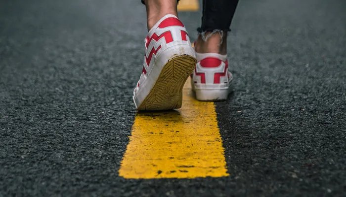 有理走遍天下无理寸步难行的意思是什么