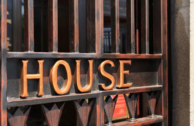 出入境管理局上班时间 各地出入境管理局上班时间