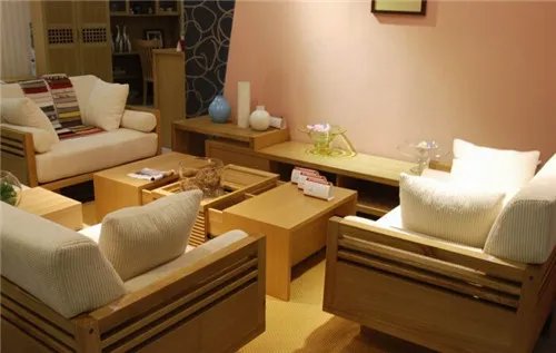 水曲柳木家具的优缺点 正确保护水曲柳木家具的方法