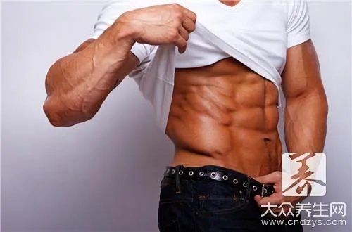 如何练成八块腹肌呢