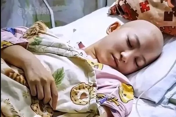 李哨兵事件后来女的怎么样了?嫁给别人后白血病复发去世