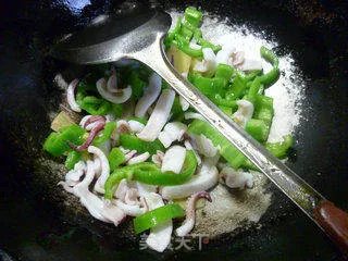青椒炒鱿鱼