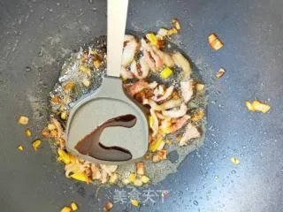 蒜苗的家常炒法:不管春节还是平时小白必备的简单快手菜