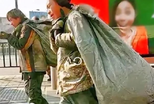 李哨兵事件后来女的怎么样了?嫁给别人后白血病复发去世