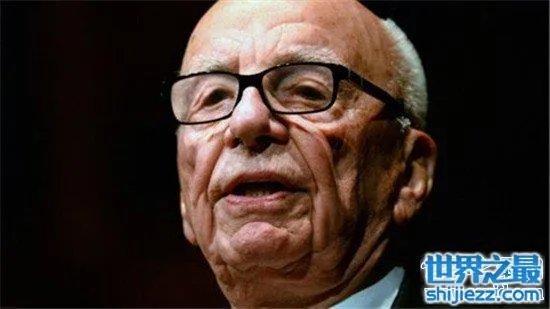 默多克身价多少亿，号称地球上最有钱的单身男士 