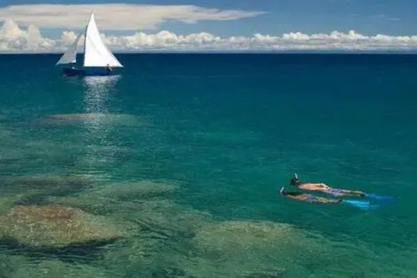 世界最深的十大湖泊,圣马丁湖上榜,第一列为世界自然遗产