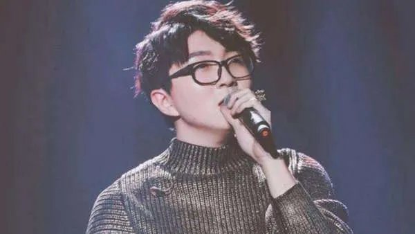 像我这样优秀的人是什么歌