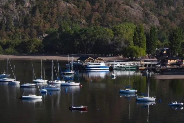 世界最深的十大湖泊,圣马丁湖上榜,第一列为世界自然遗产