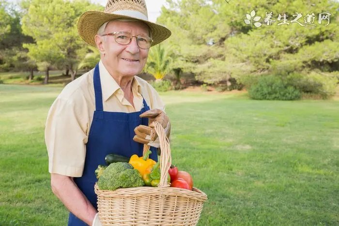 老人生日送什么好