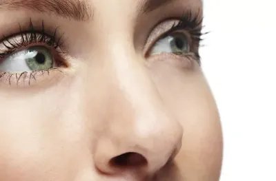 驼峰鼻矫正术方法