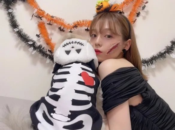 性感倍增!日本头灯女星篠崎爱重返美图:体香四溢!