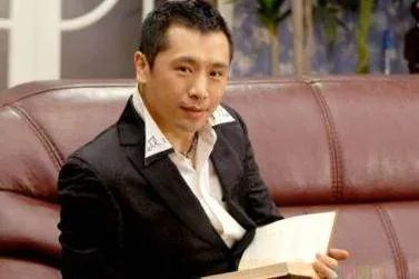 东方斯卡拉姜鹏个人资料