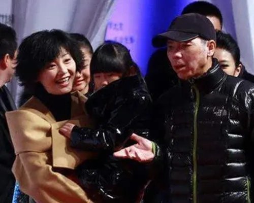 徐帆有孩子吗？ 两个女儿照片曝光