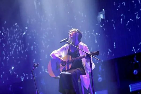 中国民谣女歌手排行榜：陈绮贞在榜，第十名是高考状元
