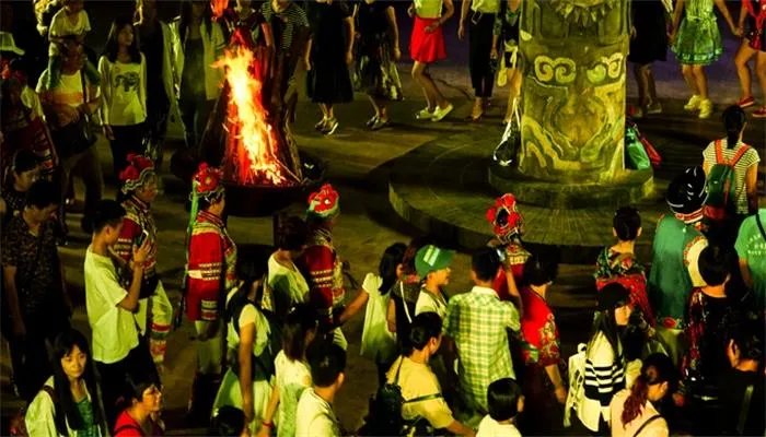 火把节是哪个族的 火把节应该是哪个族的