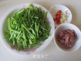 芹菜炒肉丝