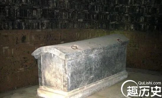 曹丕墓：曹丕是薄葬的倡导者、实行者