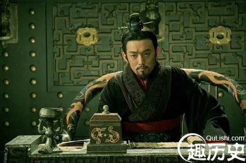 秦昭王与秦始皇之间的关系如何