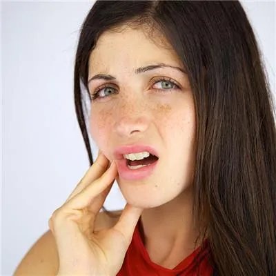 孕妇牙龈肿痛是怎么回事