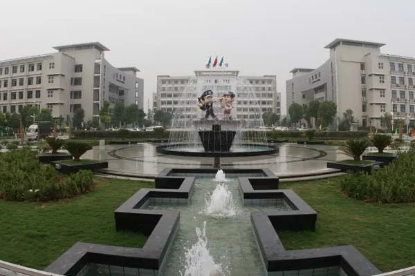大家觉得湖北警官学院怎么样？
