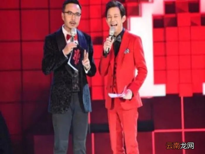 何炅全家照罕见流出 何炅一家三口图片