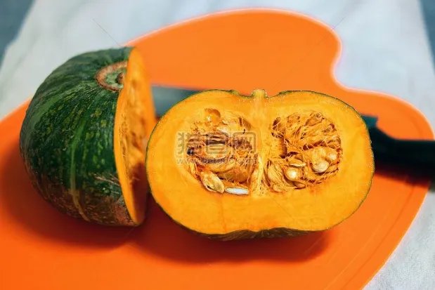 中秋节必吃的九种食物：月饼上榜，南瓜源于美好传说