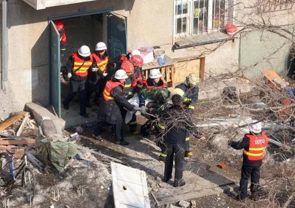 大连一居民楼爆炸已致2死7伤，导致这起爆炸事故的原因是什么？