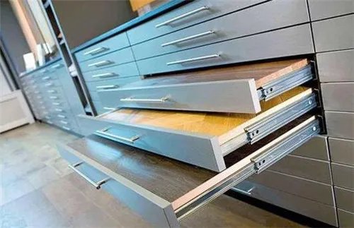 滑轨抽屉怎么安装