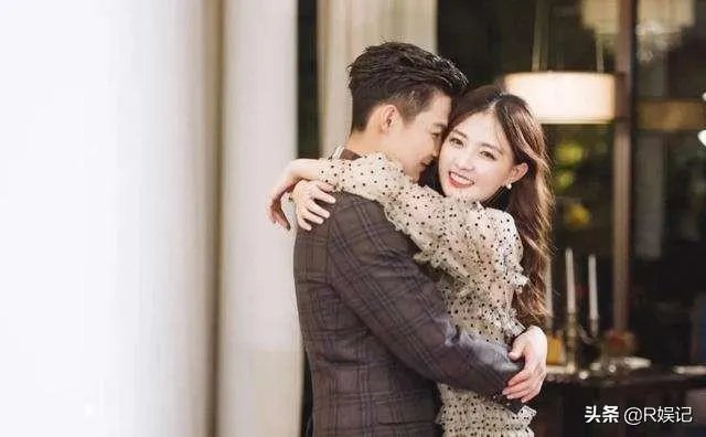 张铭恩真很爱徐璐吗？