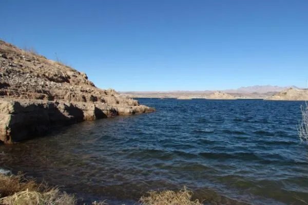 世界最深的十大湖泊,圣马丁湖上榜,第一列为世界自然遗产