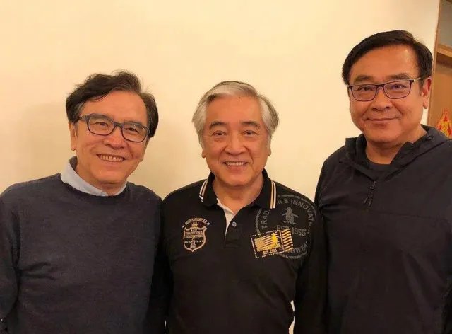 尔冬升秦沛姜大卫为什么不一个姓？三兄弟本名来了！