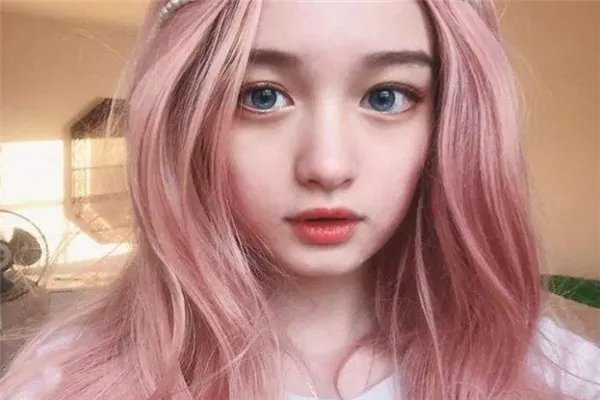 2020最火的头发染色:黑紫色上榜,第一火爆全网